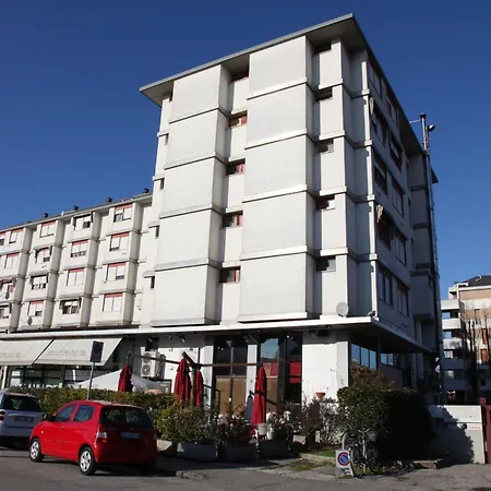 Mattia With Parking *
